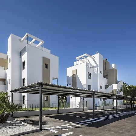 Masdevallia By On Travel Apartment