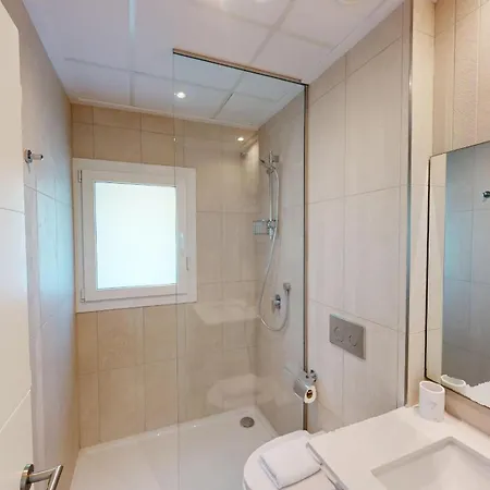 Masdevallia By On Travel Apartment